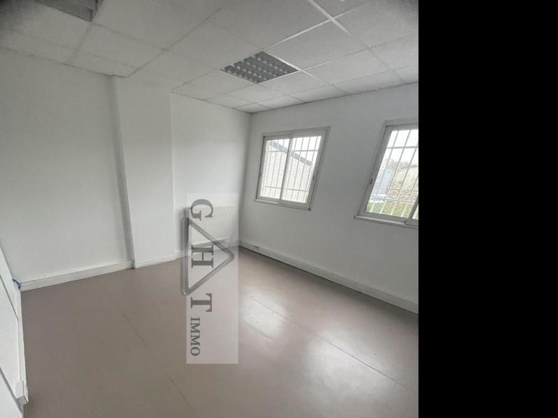 Entrepôt - 409 m²