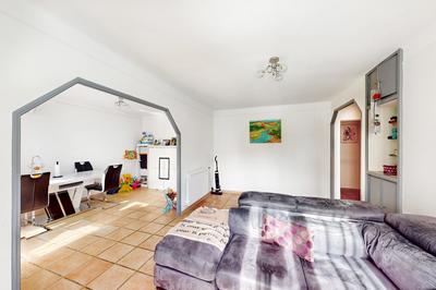 Appartement - 83 m² - 5 pièces