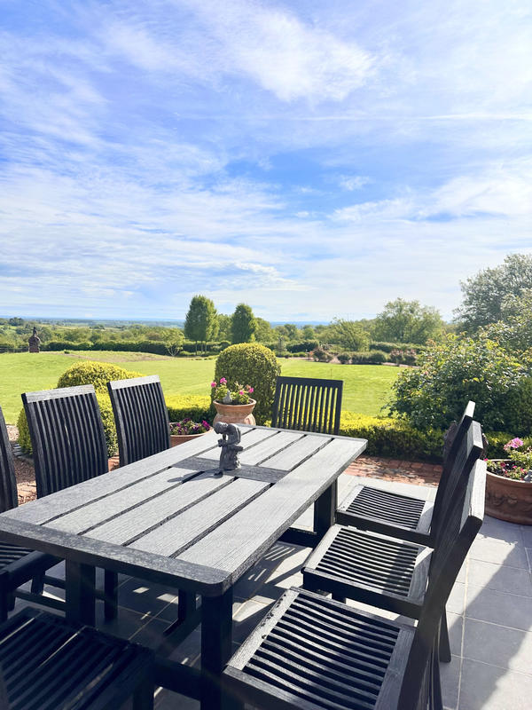 Propriété - 360 m² - 11 pièces