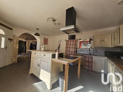 Maison - 210 m² - 6 pièces