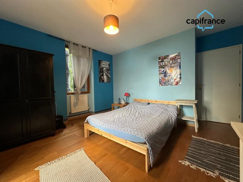 Maison - 450 m² - 13 pièces