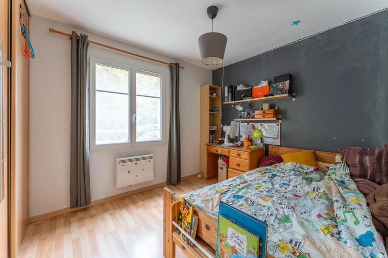 Maison - 96 m² - 5 pièces