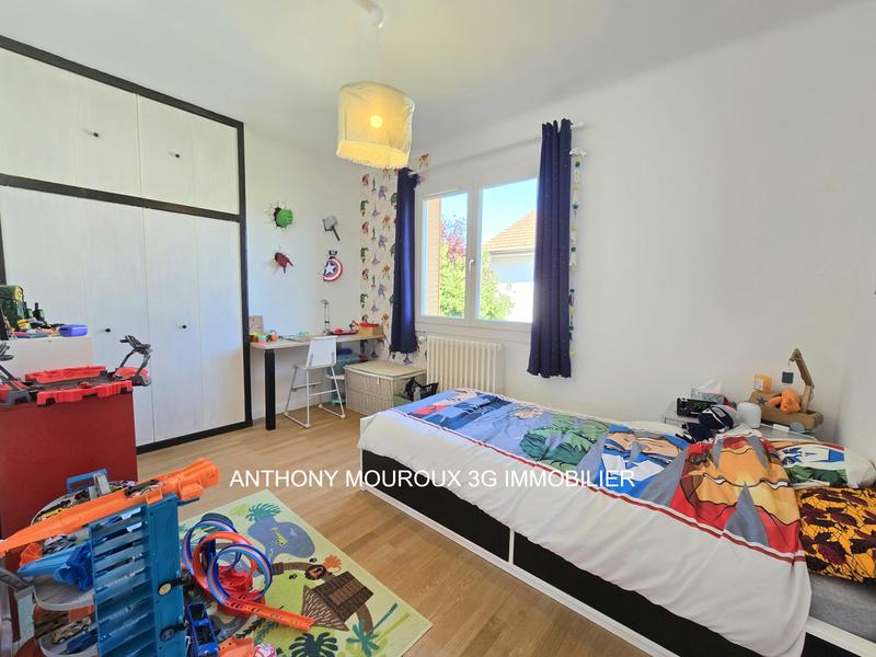 Maison - 94 m² - 5 pièces