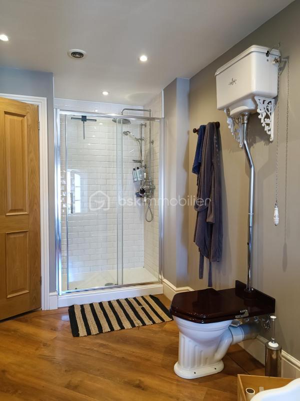 Maison de ville - 190 m² - 8 pièces