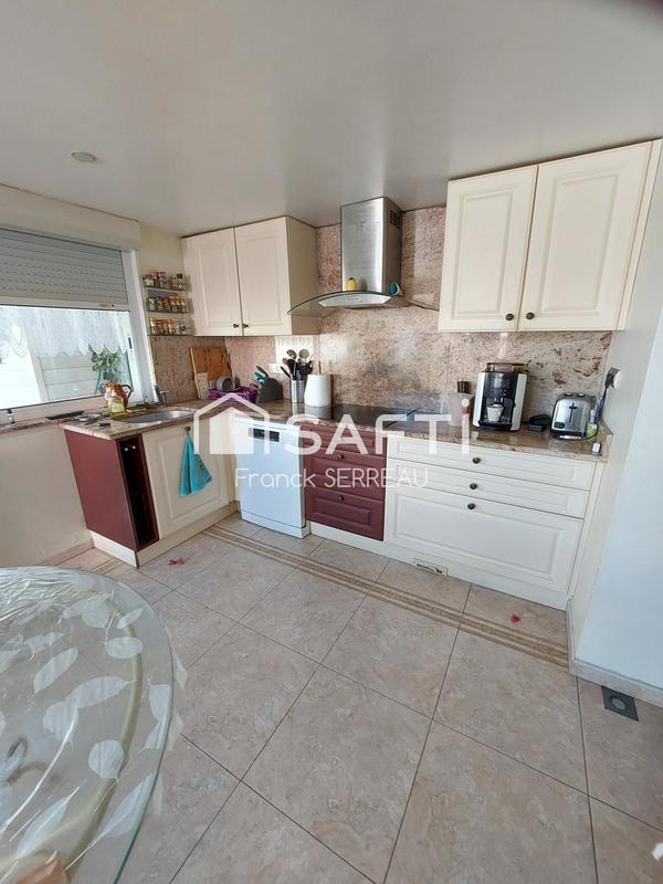 Maison - 200 m² - 7 pièces