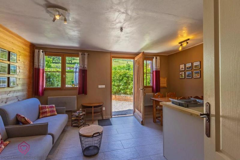 Propriété - 500 m² - 17 pièces