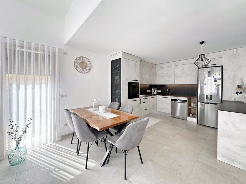 Appartement - 127 m² - 5 pièces