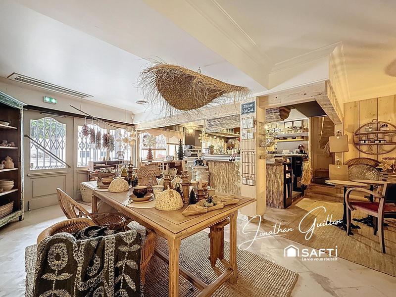 Immeuble - 1 329 m²