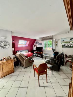 Maison - 140 m² - 7 pièces
