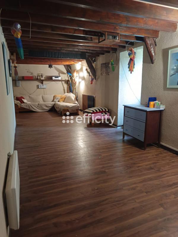 Maison - 518 m² - 12 pièces