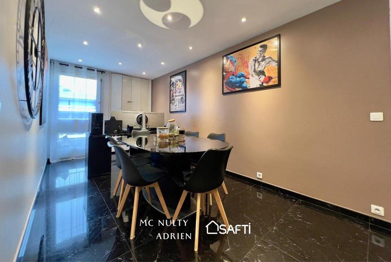 Appartement - 83 m² - 4 pièces