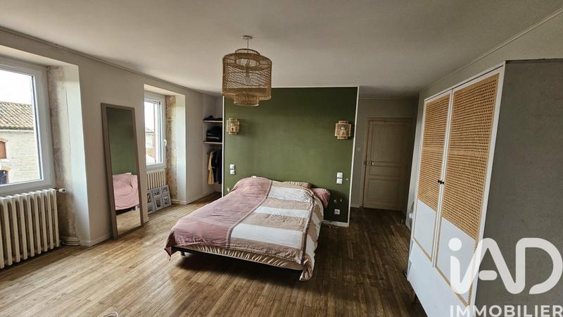 Maison - 190 m² - 4 pièces