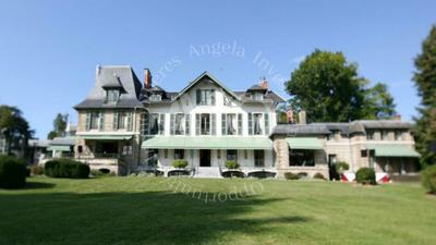 Local commercial - 20 000 m²