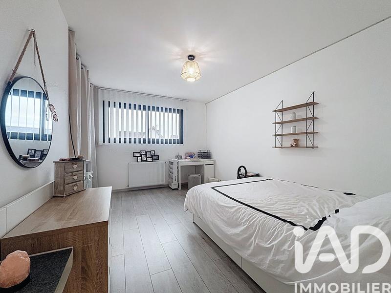 Maison - 187 m² - 6 pièces