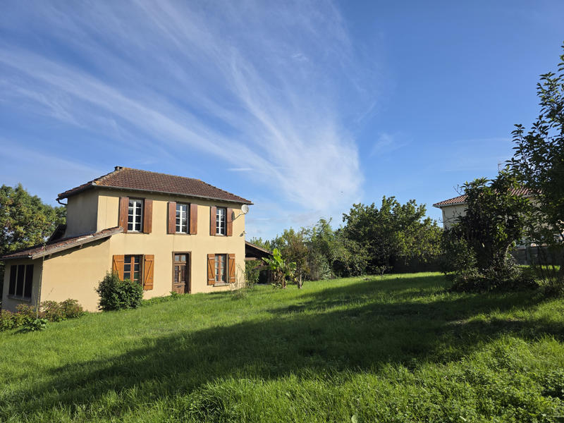 Maison de village - 96 m² - 5 pièces