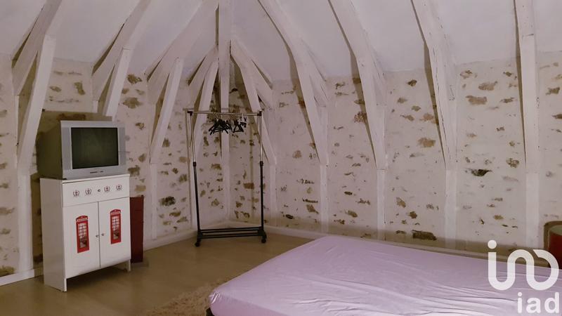 Maison - 230 m² - 8 pièces