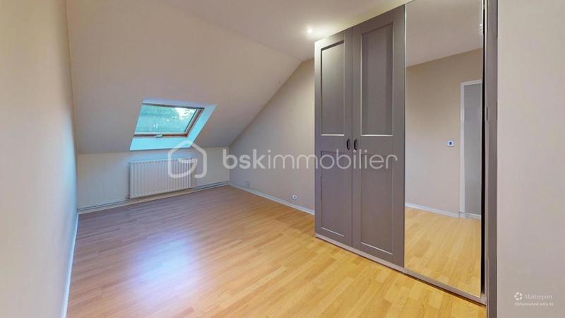Maison - 105 m² - 4 pièces