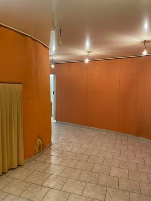 Magasins - 37 m² - 1 pièce