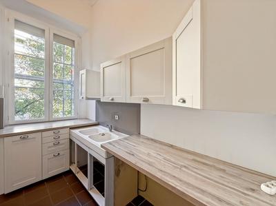 Appartement - 100 m² - 4 pièces