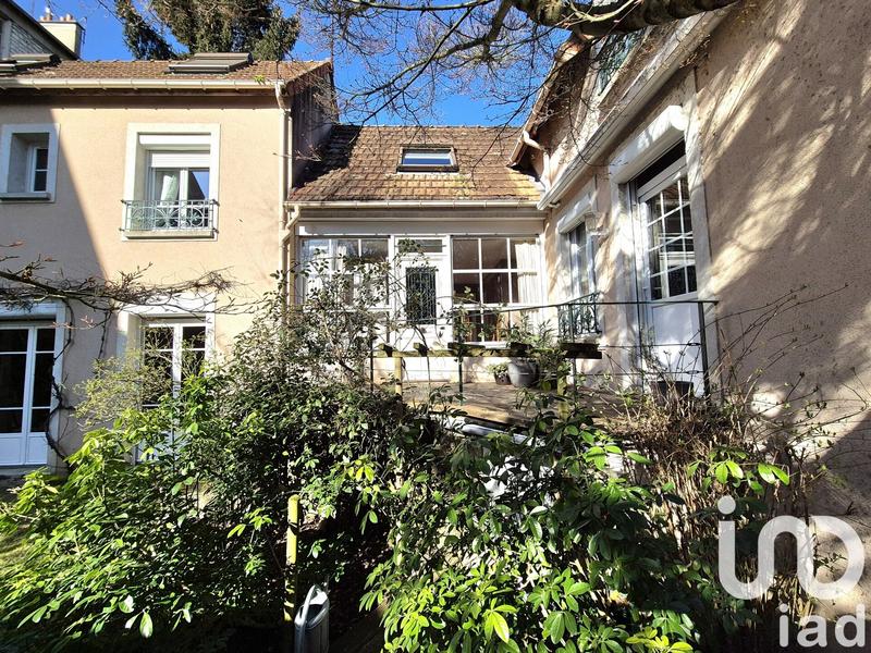 Maison - 180 m² - 7 pièces