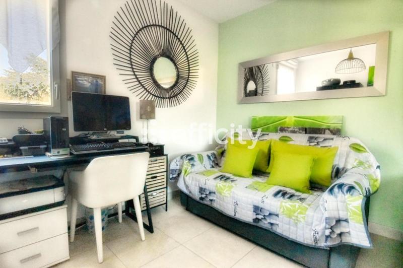 Appartement - 84 m² - 4 pièces