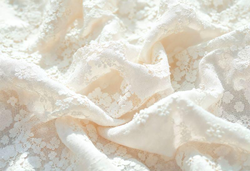 Au fil de la dentelle : l'âme normande