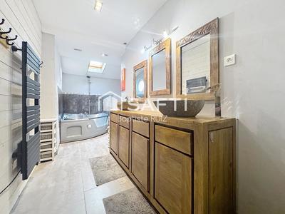 Maison - 165 m² - 5 pièces