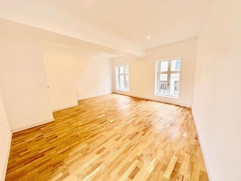 Maison - 149 m² - 8 pièces