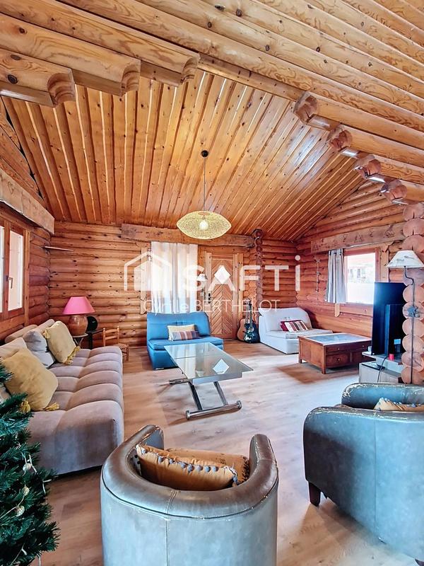 Châlet - 288 m² - 7 pièces