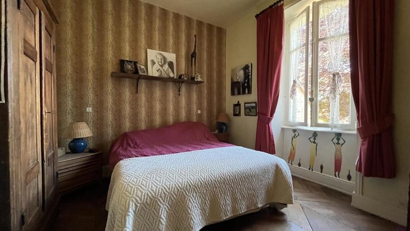 Maison - 165 m² - 7 pièces