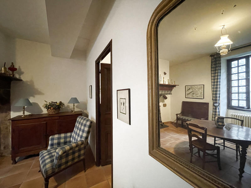 Maison - 420 m² - 15 pièces