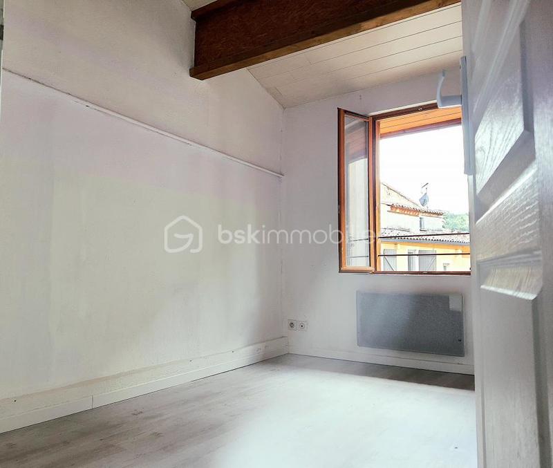 Immeuble - 124 m² - 6 pièces