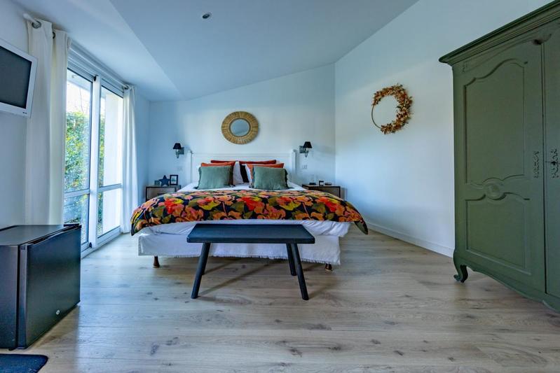 Maison - 245 m² - 7 pièces