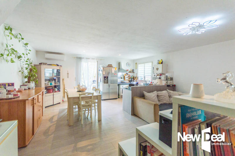 Maison - 200 m² - 7 pièces