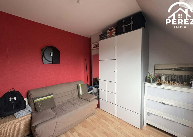 Maison - 93 m² - 5 pièces