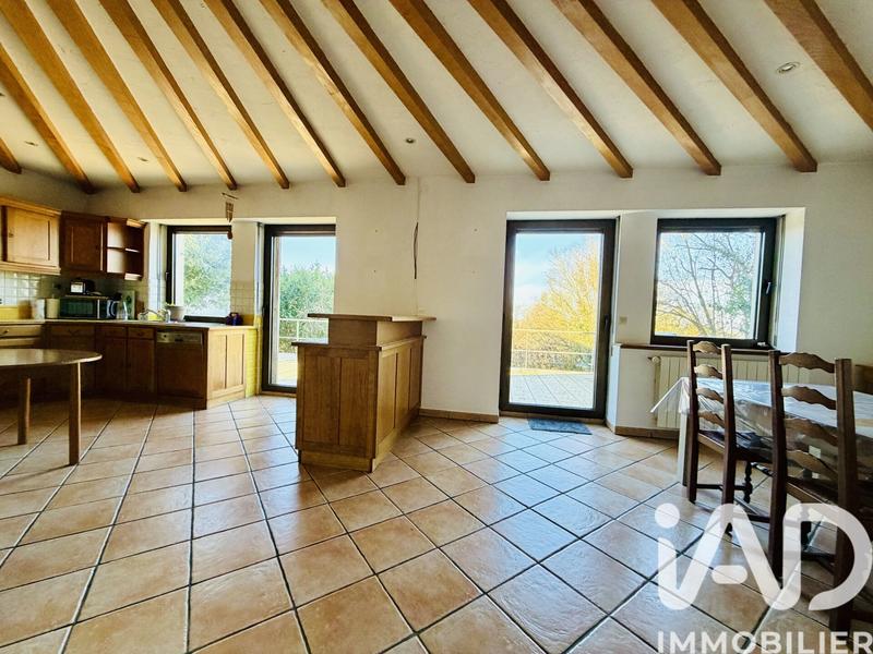 Maison - 163 m² - 6 pièces