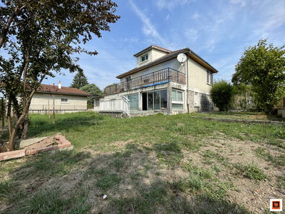 Maison - 125 m² - 7 pièces