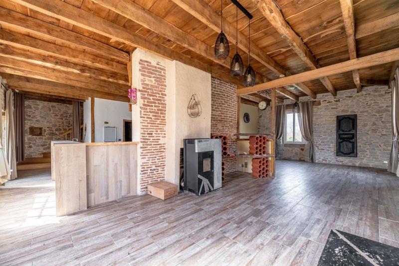 Maison en pierre - 160 m² - 6 pièces