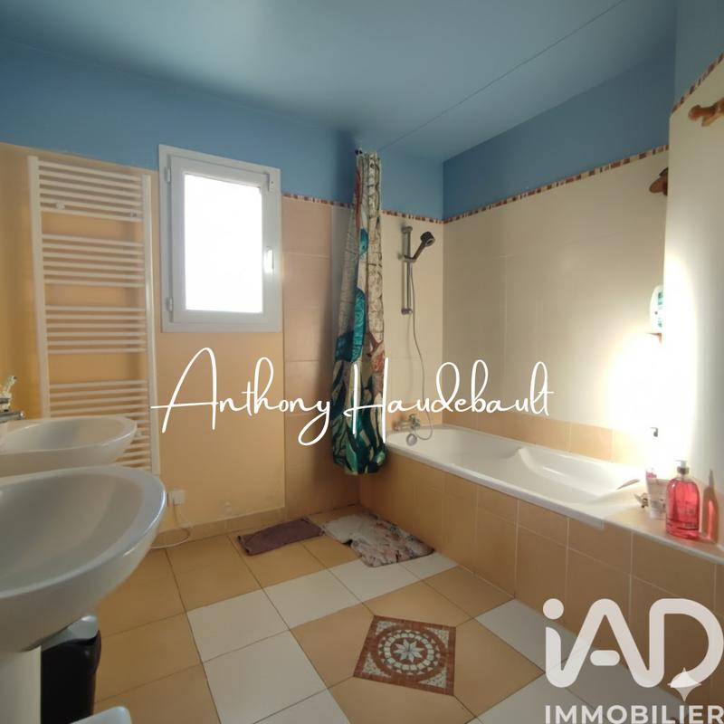 Maison - 121 m² - 5 pièces