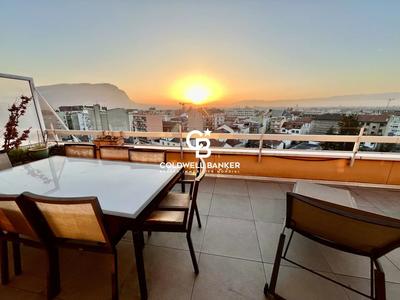 Appartement - 84 m² - 2 pièces