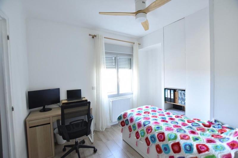 Appartement - 90 m² - 4 pièces