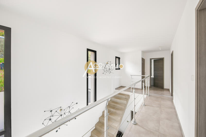 Villa - 171 m² - 6 pièces