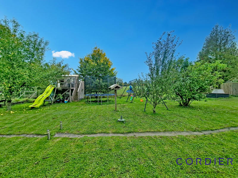 Maison - 174 m² - 7 pièces