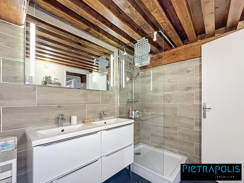 Appartement - 81 m² - 4 pièces