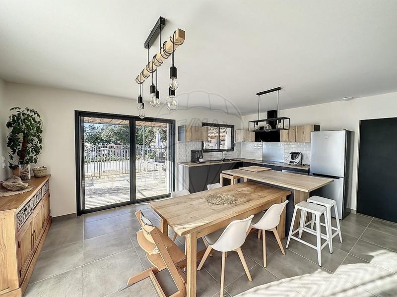 Maison - 115 m² - 5 pièces