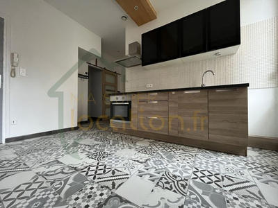 Appartement - 70 m² - 3 pièces