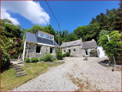 Propriété - 112 m² - 6 pièces