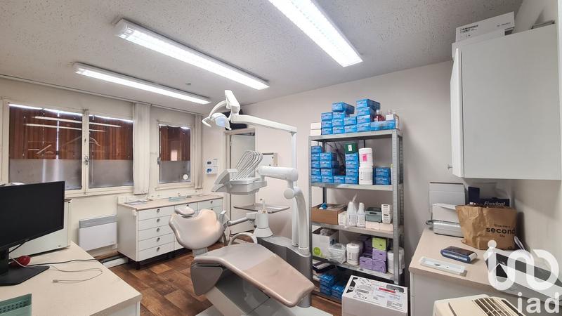 Appartement - 93 m² - 7 pièces