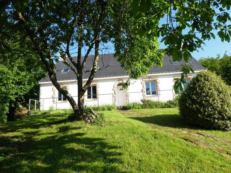 Maison - 203 m² - 8 pièces