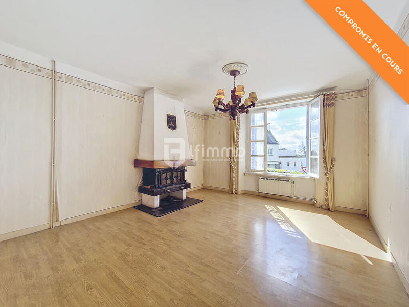 Maison - 182 m² - 8 pièces